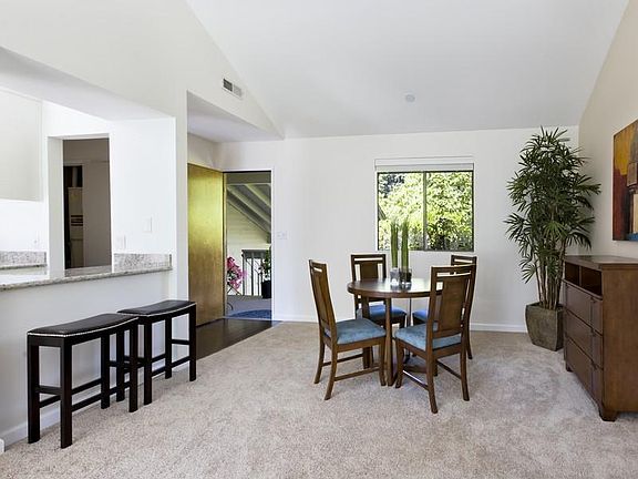 3rd image of 1101 Bellefield Park Ln