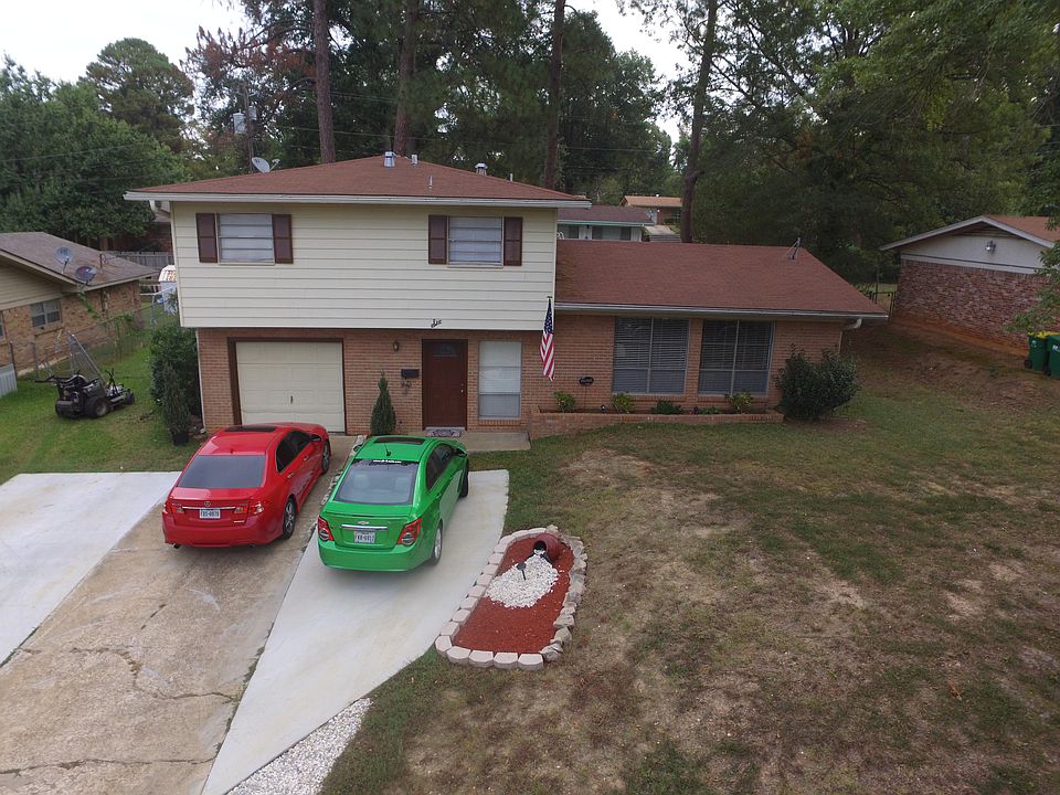 1st image of 6 Meadow Ln