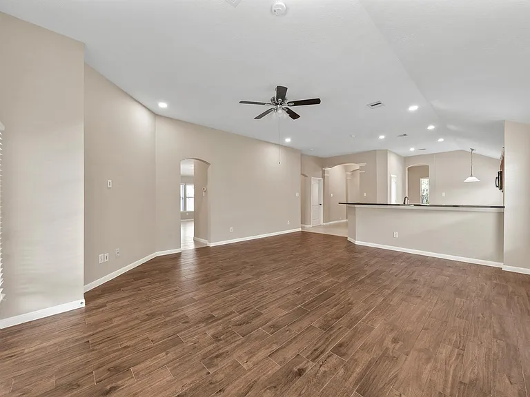 731 Pickett Hill Ln — Photo 18
