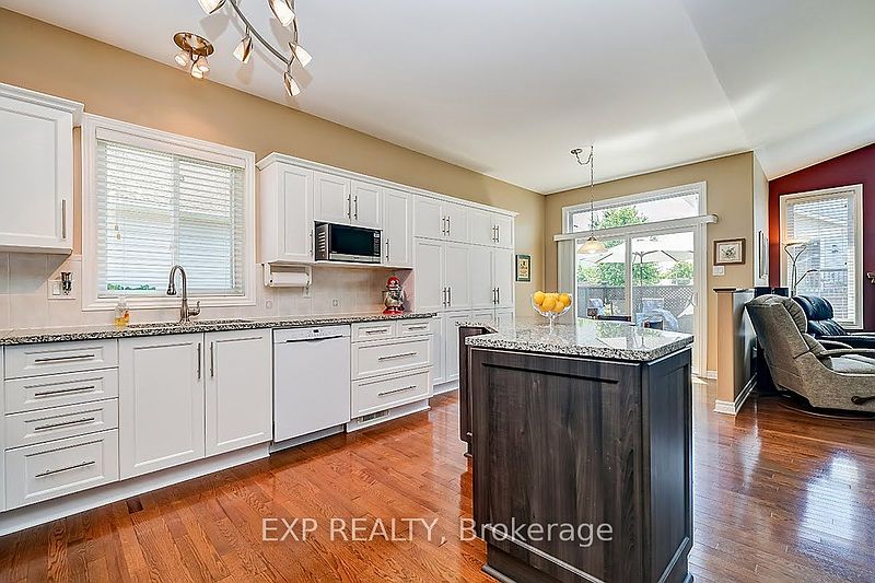 Ottawa House for rent - 3 Bedrooms — photo 4
