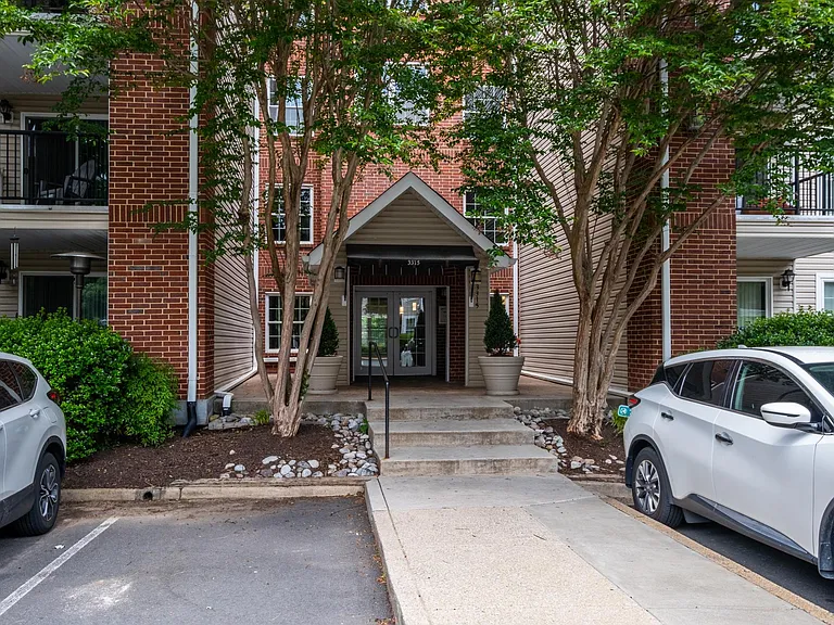 2227-3315 Wyndham Cir #2227 — Photo 46