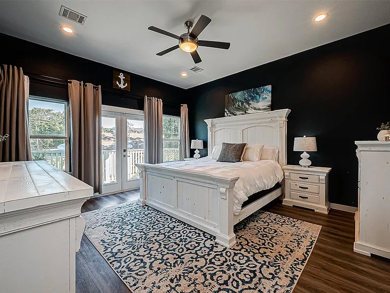 108 Bay Oaks Dr — Photo 4