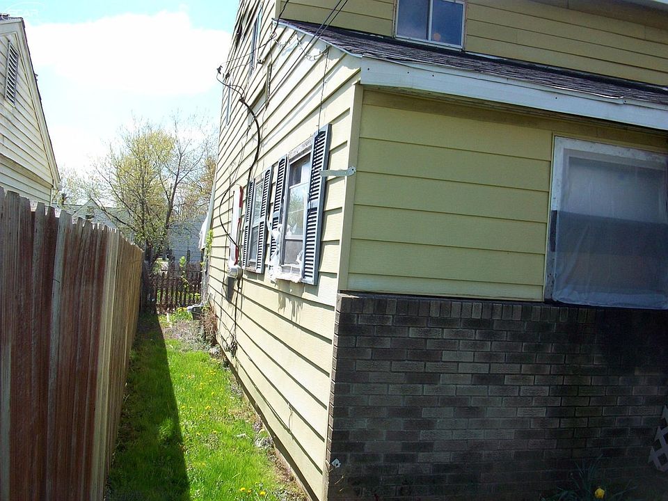 2nd image of 1136 Wisner St