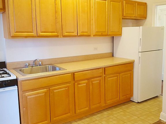 5th image of 11145 76th Ave APT 48B
