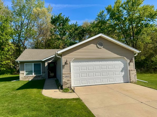 2914 Watertown Ave, Lake Station, IN 46405