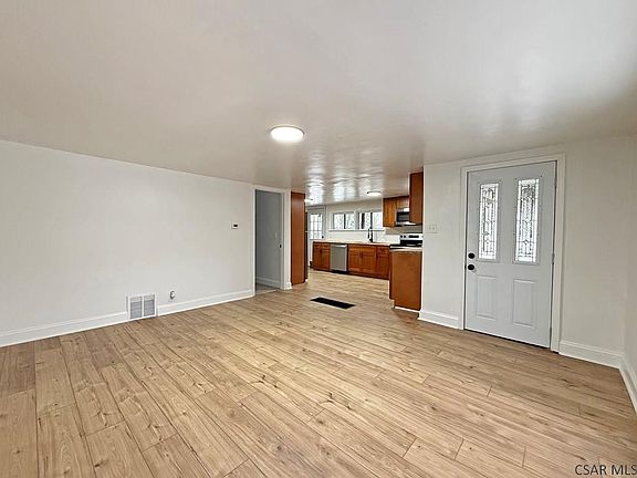 4th image of 4543 Elton Rd