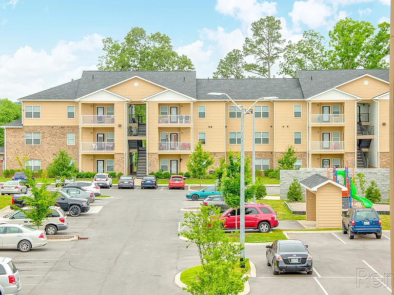 Buchanan Way Apartments — Photo 5