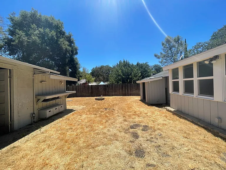 9230 Curbaril Ave — Photo 26