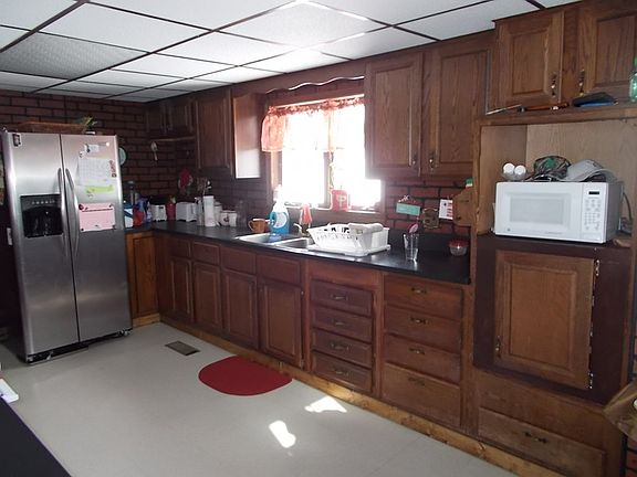 3rd image of 2503 Brookville St