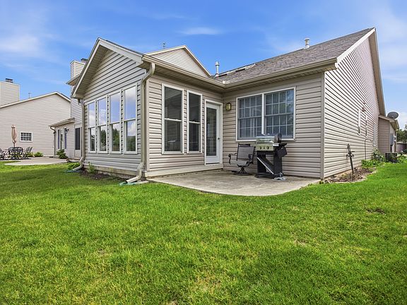 3rd image of 2526 Windward Blvd #2526