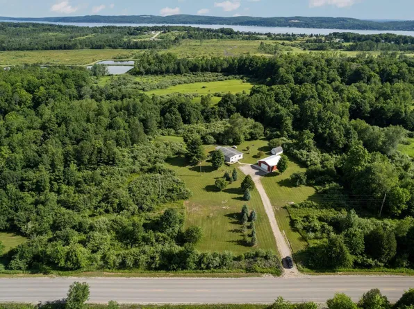 6080 River Rd, Benzonia, MI 49616