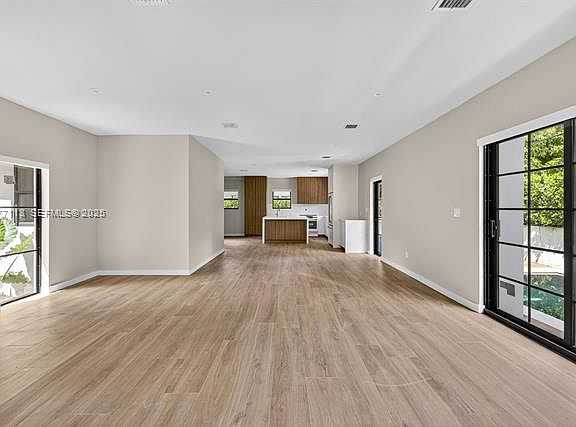3rd image of 635 Bird Rd #33146