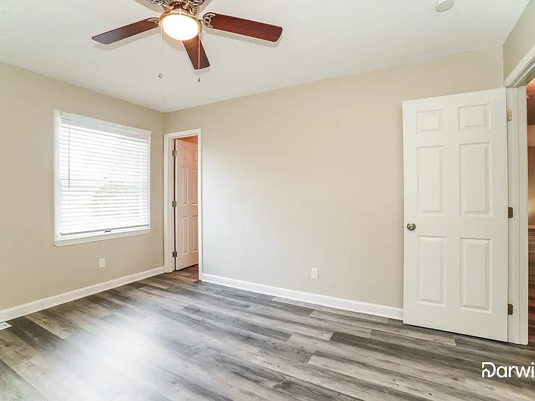 8811 Seabright Dr — Photo 11