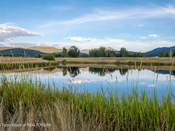 13 Kearsley Ln, Victor, ID 83455
