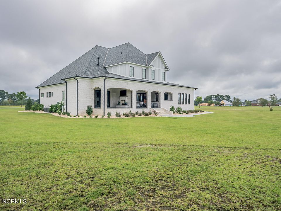 3406 Autumn Breeze Court, Grimesland, NC 27837 Zillow