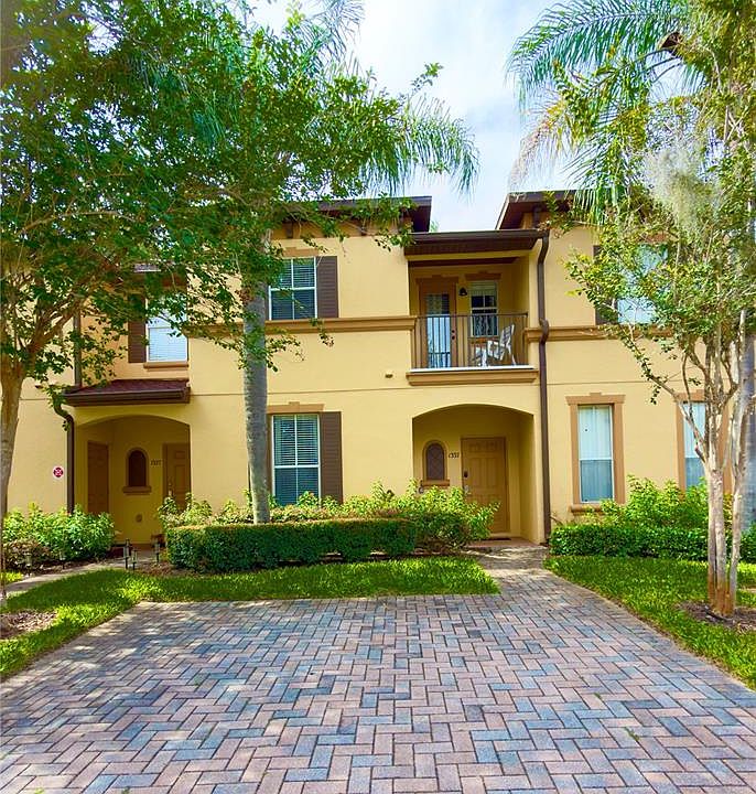 1st image of 1337 CALABRIA AVENUE