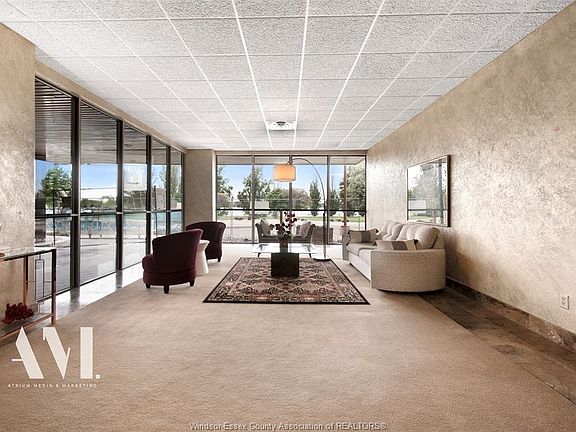 2nd image of 5151 Riverside Dr E