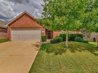 1224 Maplewood Dr, Crowley, TX 76036
