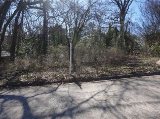 1674 Mary George Ave NW, Atlanta, GA 30318