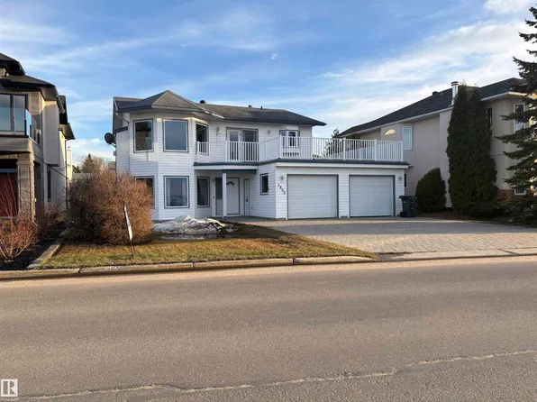 1805 1st Ave, Cold Lake, AB T9M 1B5