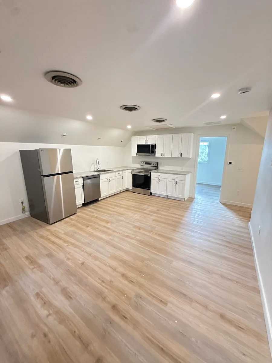 Building Photo - 100 Wendell Ave #5