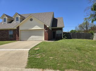 5318 Summit St, Fort Smith, AR 72903