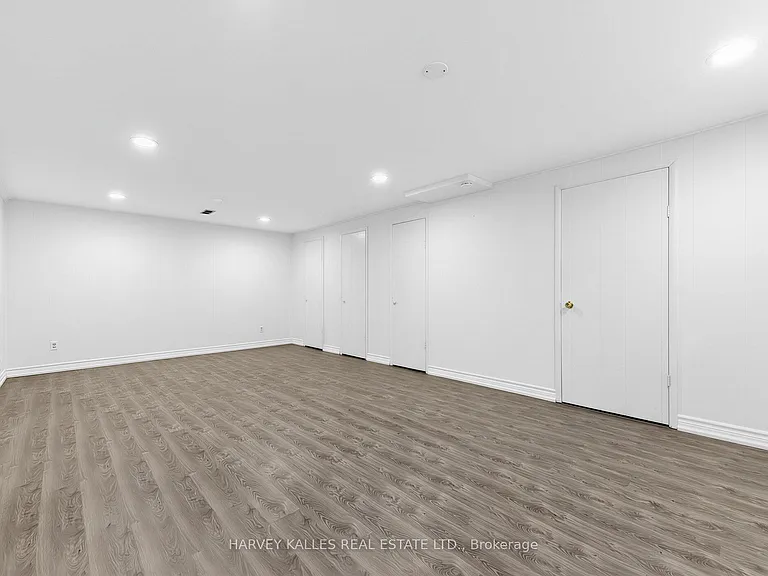 16 Terrydale Dr #BASEMENT — Photo 9