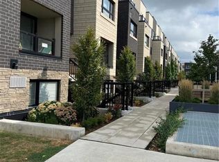 1135 Cooke Blvd #101, Burlington, ON L7T 0C3