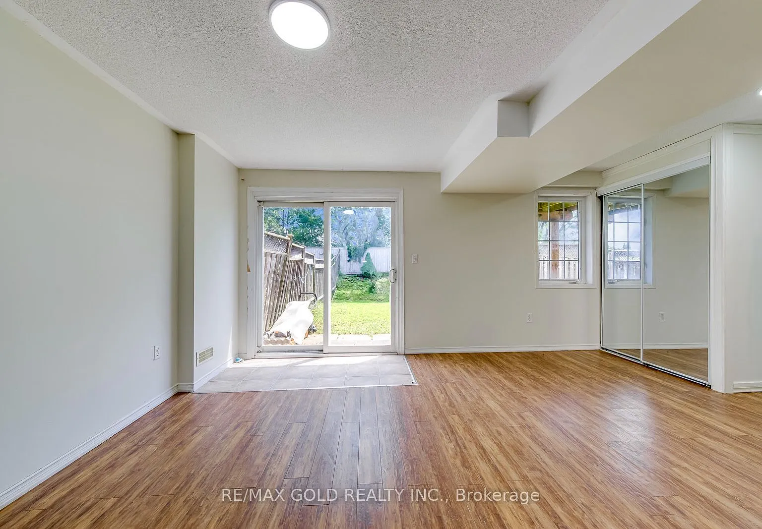 1 bed, $1,600 — Photo 4