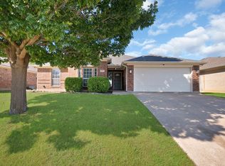 717 Ridgehill Dr, Burleson, TX 76028