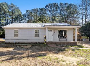 4107 Red Dr, Sanford, NC 27332