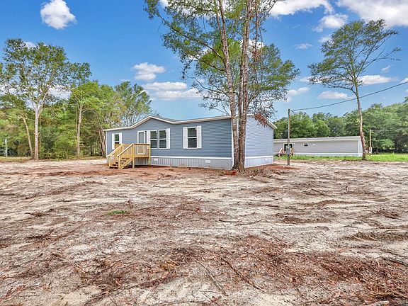 3rd image of 352 River Ridge Cir