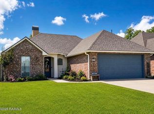 220 Bentgrass Dr, Lafayette, LA 70508