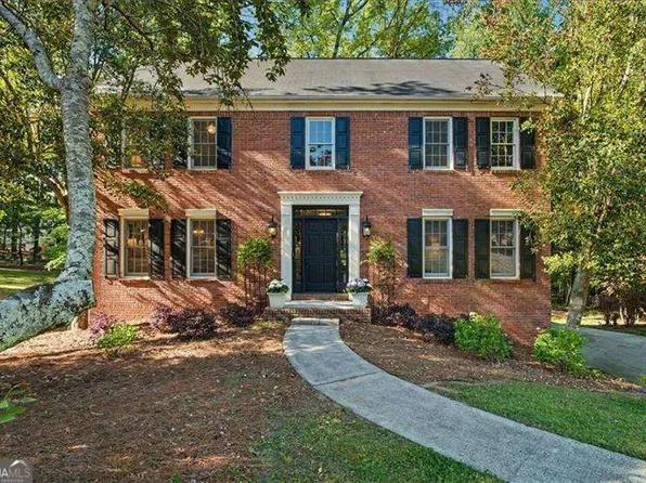 1652 Windcrest Dr SW, Marietta, GA 30064