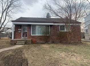 1990 Lexington Pkwy, Inkster, MI 48141