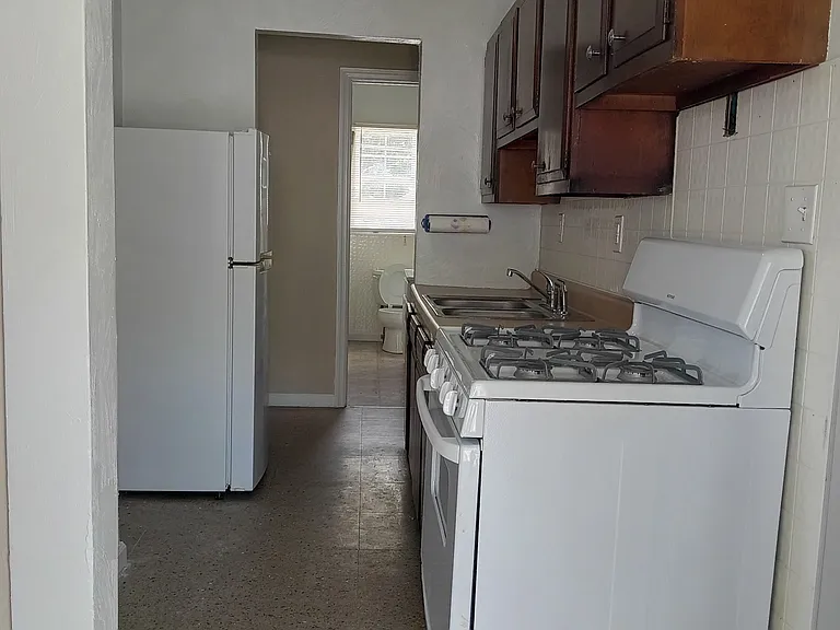 1410 1/2 Pine Way #B — Photo 3