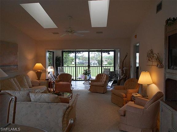 5th image of 5290 Fox Hollow Dr