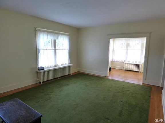 3rd image of 109 Berks St