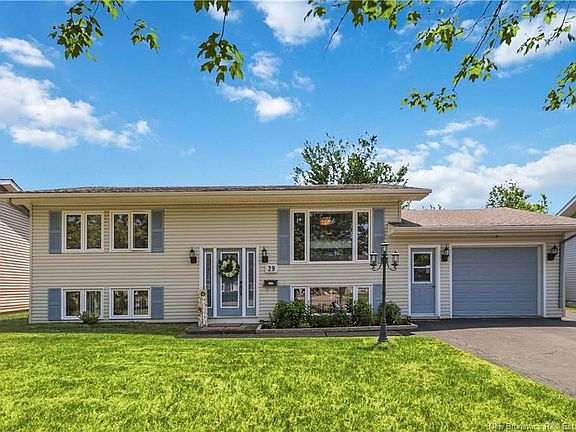 2nd image of 29 Mecca Dr