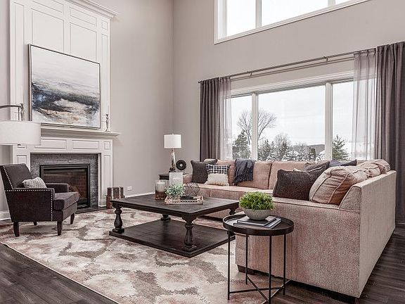 4th image of 10438 Linden Cove St