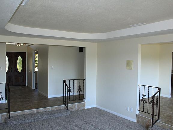 5th image of 443 Hillway Dr
