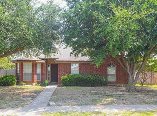 1120 Weaver Aly, Dallas, TX 75203