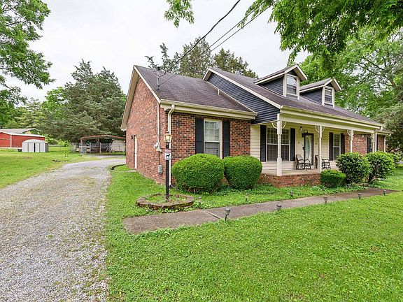 2nd image of 119 Vincent Ln