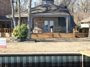 250 E Beachwood Loop, Trinidad, TX 75163