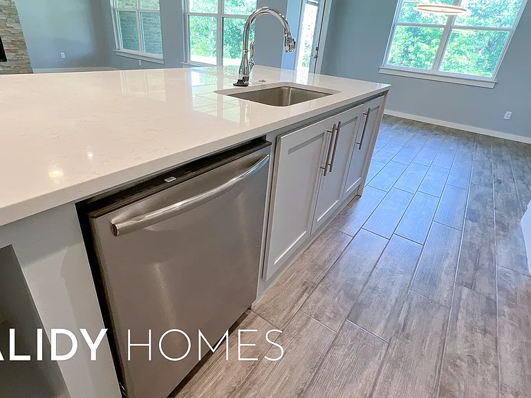 1760 Salma Rd — Photo 12