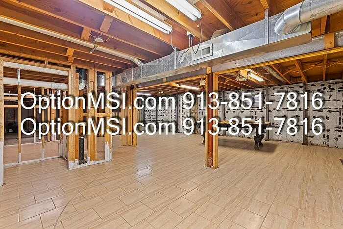 188 N 1600th Rd — Photo 28