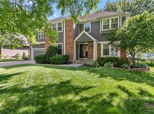 5255 W 129th Ter, Leawood, KS 66209