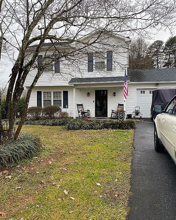 1st image of 106 Woodlea Dr