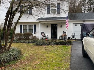 106 Woodlea Dr, Morganton, NC 28655