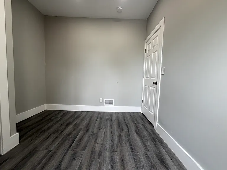 549-551 Scotland Rd #1A — Photo 8